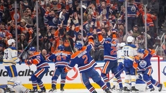 Fenomenāls gadījums NHL – četrās spēlēs izlīdzinājums tiek panākts pēdējās 15 sekundēs Fenomenāls gadījums NHL – četrās spēlēs izlīdzinājums tiek panākts pēdējās 15 sekundēs