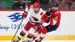 Balinskis ar "Panthers" uzveic "Hurricanes" Balinskis ar "Panthers" uzveic "Hurricanes"