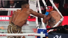 VIDEO ⟩ Džošua nepieciešami seši raundi, lai uzveiktu interneta zvaigzni Polu VIDEO ⟩ Džošua nepieciešami seši raundi, lai uzveiktu interneta zvaigzni Polu