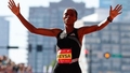 Čikāgas maratonā uzvar kenijietis Kipruto un etiopiete Feisa Čikāgas maratonā uzvar kenijietis Kipruto un etiopiete Feisa