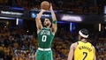 "Celtics" bez Porziņģa nonāk vienas uzvaras attālumā no iekļūšanas NBA izslēgšanas spēļu finālā