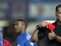 Policija izbeidz izmeklēšanu Anglijas futbola tiesneša Klatenburga rasisma skandālā