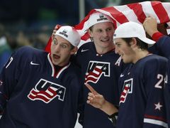 Foto: ASV hokejistu triumfs pasaules U-20 čempionātā