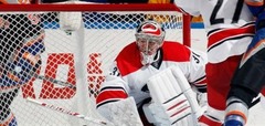 Par NHL mēneša labāko spēlētāju atzīts krievu vārtsargs Hudobins