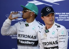 Rosbergs cer, ka saspīlētās attiecības ar Hemiltonu uzlabosies