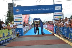 Rīgas triatlonā Eiropas kausa sprinta distancē uzvar Itālijas un Šveices pārstāvji