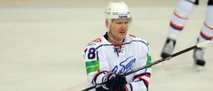 Spēles laikā «Avangard» hokejists Kudročs zaudē samaņu