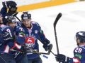 Video: Pamatīga izrēķināšanās KHL spēlē. Nopelnītas 153 soda minūtes