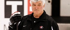 Melnā diena hokejā: Miris arī pazīstamais kanādiešu treneris Kvins