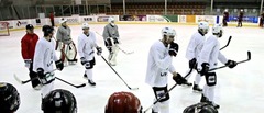 Baltkrievijas izlases treneris: Jaunie Latvijas hokejisti gribēs pierādīt sevi