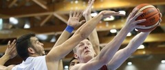 Latvijas U-20 basketbolisti ar zaudējumu Francijai uzsāk EČ otro posmu