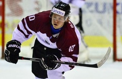 Latvijas U-20 hokejisti ar uzvaru sāk pārbaudes turnīru Baltkrievijā