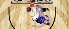 Porziņģim «double-double» un trīs bloki; «Knicks» zaudē «Pelicans»