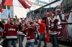 Uzticīgākajiem hokeja faniem bezmaksas autobuss uz Maskavu