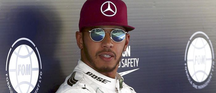 Hamiltons nav pārsteigts par Rosberga lēmumu