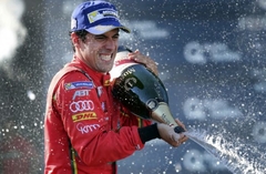 Brazīlietis di Grasi kļūst par «Formula E» trešās sezonas čempionu
