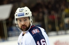 Daugaviņam trīs rezultatīvas piespēles zaudējumā pret KHL līderi SKA