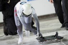 Skeletoniste Priedulēna sniegotajā Vinterbergā nespēj iekļūt labāko desmitniekā