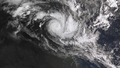 Austrālijai tuvojas divi spēcīgi cikloni; evakuēti teju 2000 cilvēku