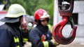 Vismaz 30 ugunsdzēsēji pūlas nodzēst paaugstinātas bīstamības ugunsgrēku Rīgā