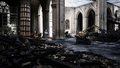 Foto: Kā Parīzes Dievmātes katedrāle izskatās mēnesi pēc ugunsgrēka?