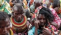 Vīriešiem ieeja aizliegta! Stāsts par ciematu Āfrikā, kur dzīvo tikai sievietes