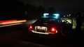 Spraigā pakaļdzīšanās Zemgalē vadītājs bez tiesībām ietriecas policijas auto