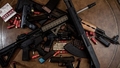 Privātmājā Ciblas novadā izņem nelikumīgus ieročus un munīciju