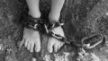 Aizdomās par cilvēku tirdzniecību Spānijā aizturēti divi Lietuvas pilsoņi. Atbrīvoti astoņi viņu ķīlnieki