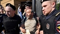 Krievijas publicists Šenderovičs nolēmis pamest valsti