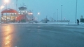 Gandrīz 40 m/s: Igaunijā vētra neļauj pasažierim nokļūt uz prāmja