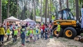 "Latvijas Meža dienās" ģimenes aicinātas iepazīt Latvijas mežsaimniecību