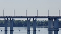 Ukrainas raķešu triecienā atkal bojāts stratēģiski svarīgs Hersonas tilts