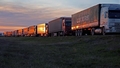 Jāgaida līdz pat 48 stundām. Pieaugusi kravas auto rinda uz Lietuvas-Baltkrievijas robežas