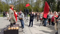 FOTO ⟩ Ždanoka un viņas partija Rīgas centrā protestē pret "antikrieviskumu"