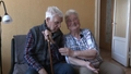 VIDEO ⟩ "Tādam cilvēkam nav jāpalīdz?" Siguldas novada sociālais dienests slimam senioram atsaka palīdzību