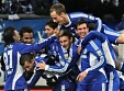 "Schalke 04" uzvar un turpina turēt līdzi