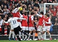 Dramatiskā derbijā "Arsenal" izsēj pārsvaru un zaudē "Tottenham Hotspur"