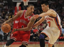 NBA līderi "Bulls" sagādā "Knicks" sesto zaudējumu pēc kārtas