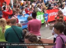 Video: Liepājas pusmaratons pulcē gan lielus, gan mazus