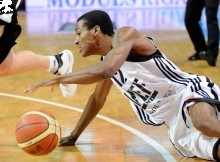 No VEF līdz Eirolīgai: Renfro pievienojas Bambergas "Brose Baskets"