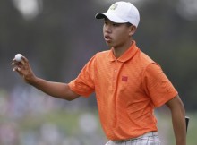 "Masters" vadībā Dejs, tālāk tiek arī 14 gadus vecs golferis