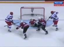 Video: Latvija saņem pērienu no Krievijas - 2:10