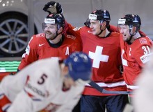 Šveicieši pārspēj čehus un izcīna trešo uzvaru
