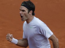 Federers piecos setos nodrošina 36. "Grand Slam" ceturtdaļfinālu pēc kārtas