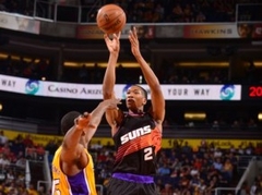 Džonsons pievienojas "Lakers", Vorldam Pīsam izvēle starp "Knicks" un Ķīnu