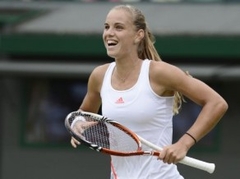 Rusa pārtrauc 17 zaudējumu sēriju, izvairās no WTA rekorda