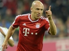 "Bayern" neiztiek bez kļūdām, taču sāk sezonu ar uzvaru
