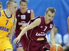 U16 puišiem piektdien izdzīvošanas spēle pret Lietuvu