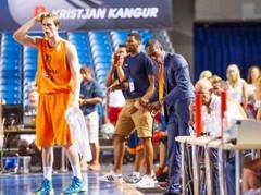 FIBA soda Nīderlandi ar diviem tehniskajiem zaudējumiem